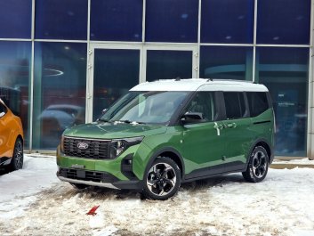 FORD Tourneo Courier Trend 2023R.